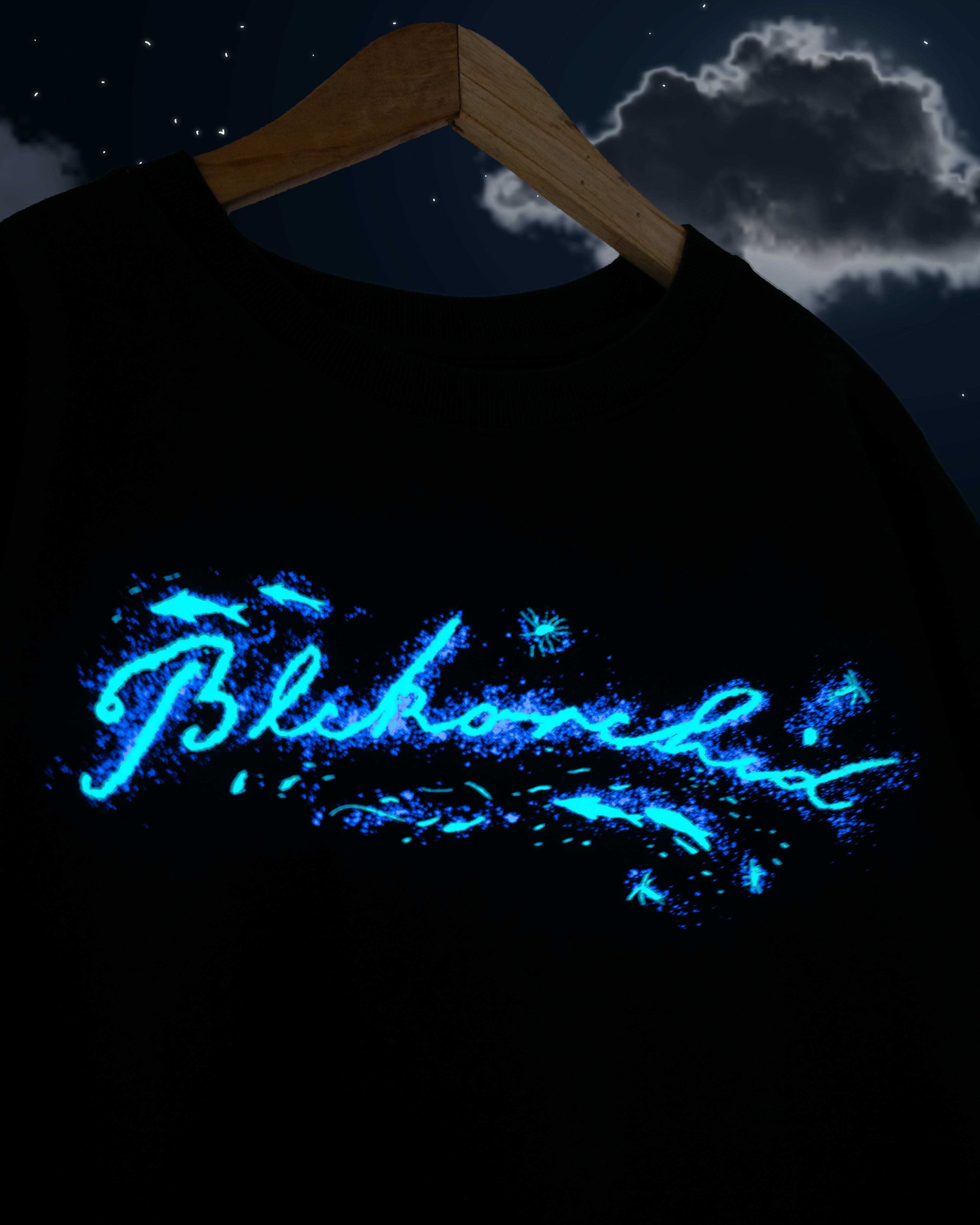 A GLOWING OCEAN T-SHIRT [GLOW IN DARK]
